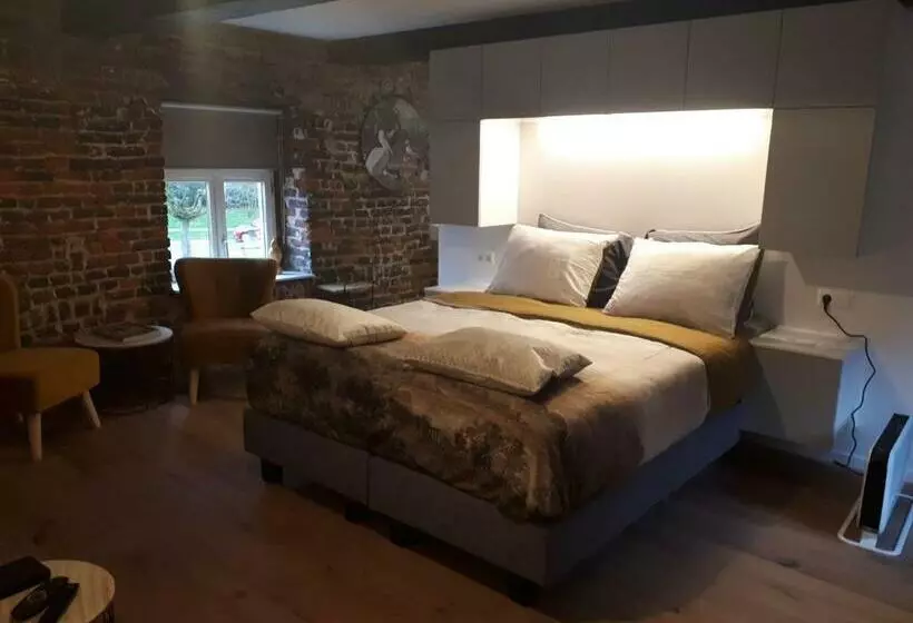 Aamiaismajoitus (B&B) Laeve In De Brouwerie