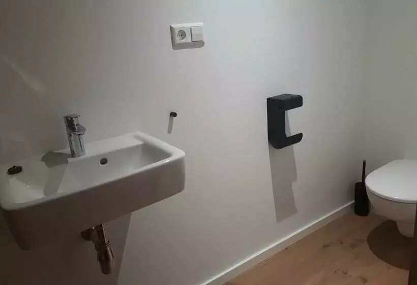 Aamiaismajoitus (B&B) Laeve In De Brouwerie