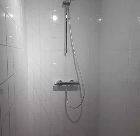 Aamiaismajoitus (B&B) Laeve In De Brouwerie