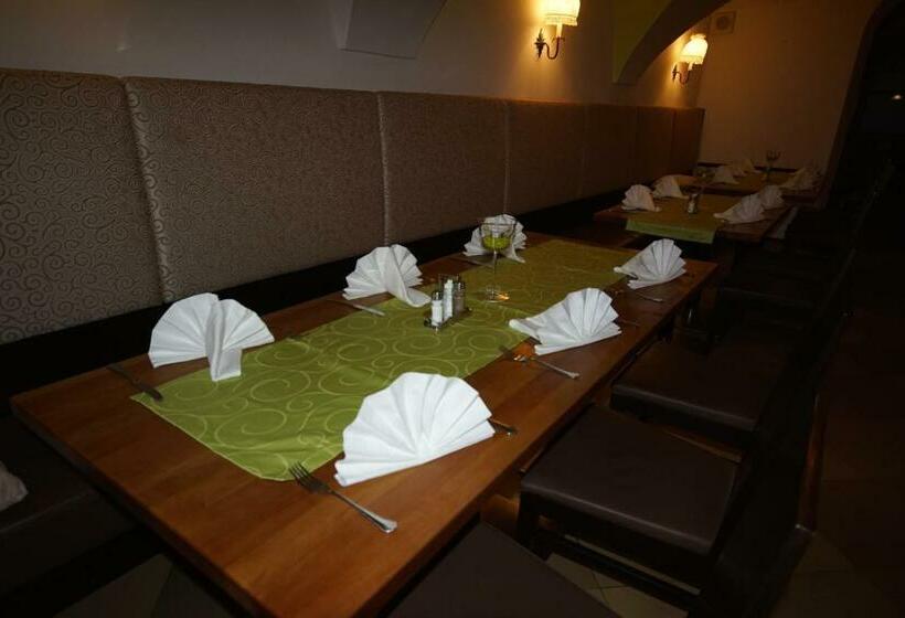 ホテル Ristorante Napoleone