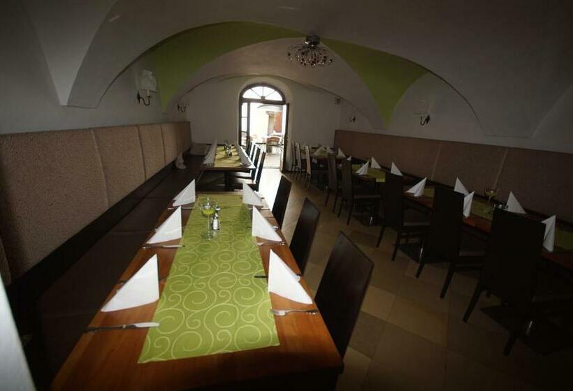 ホテル Ristorante Napoleone