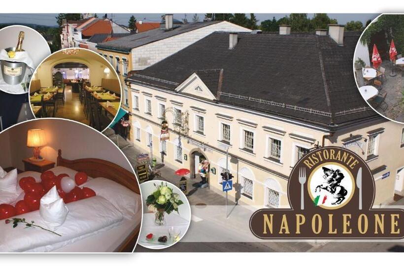 ホテル Ristorante Napoleone