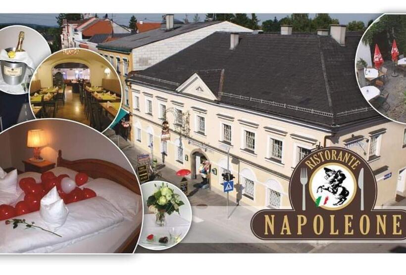ホテル Ristorante Napoleone