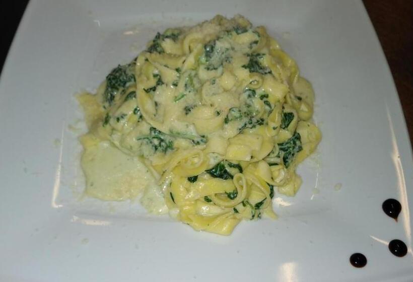 ホテル Ristorante Napoleone