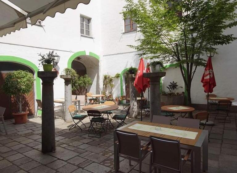 ホテル Ristorante Napoleone