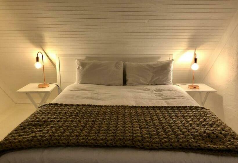 פנסיון Drewry Lane