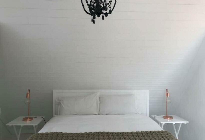 פנסיון Drewry Lane