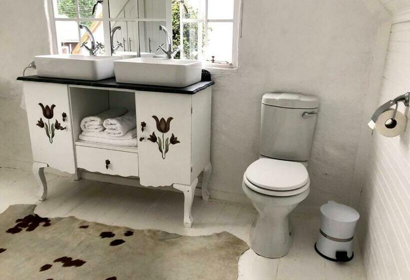 פנסיון Drewry Lane