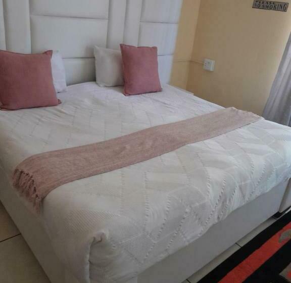 Пансион Hadassa Guest House