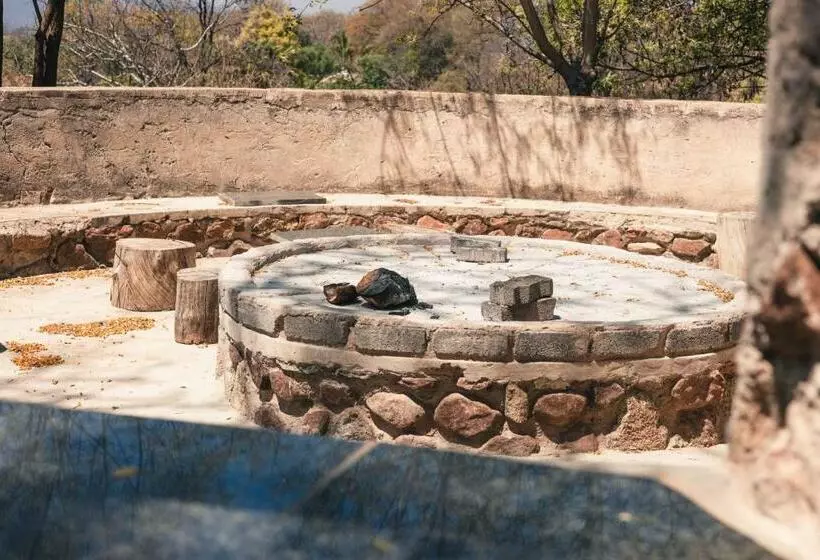 Majatalo Hadassa Guest House