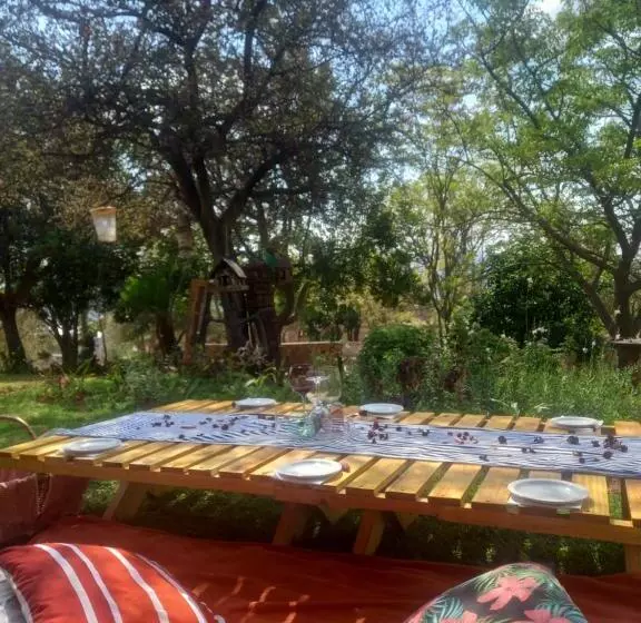 Majatalo Hadassa Guest House