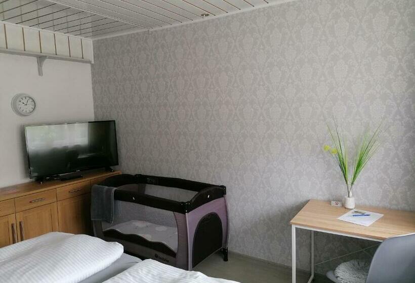 بنسيون Klein Haus 12a