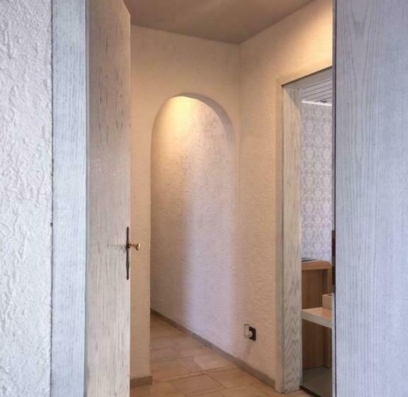 بنسيون Klein Haus 12a