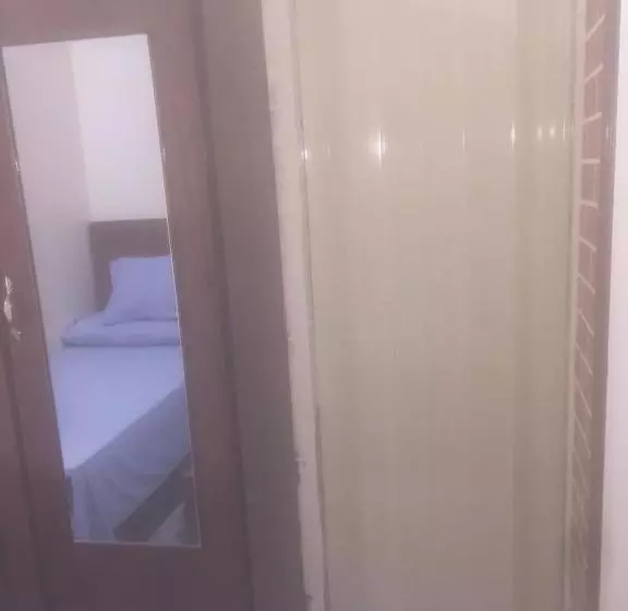 پانسیون Kosh Royal House