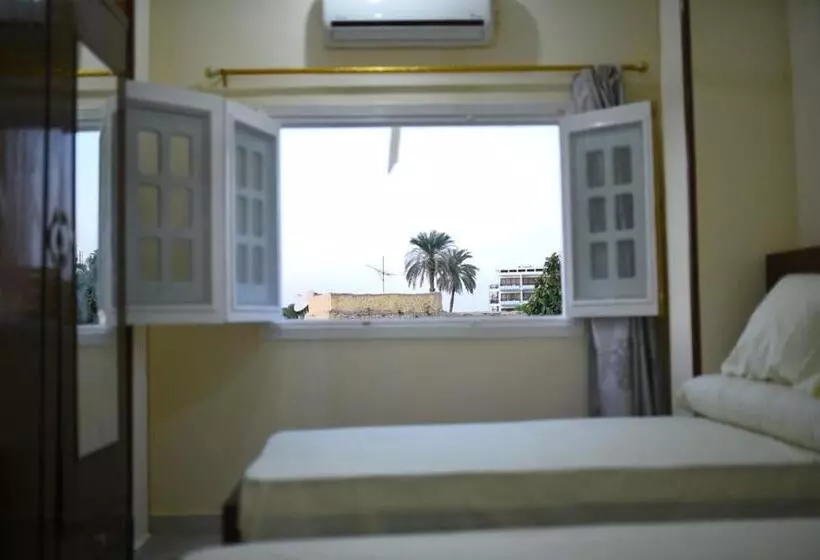 پانسیون Kosh Royal House