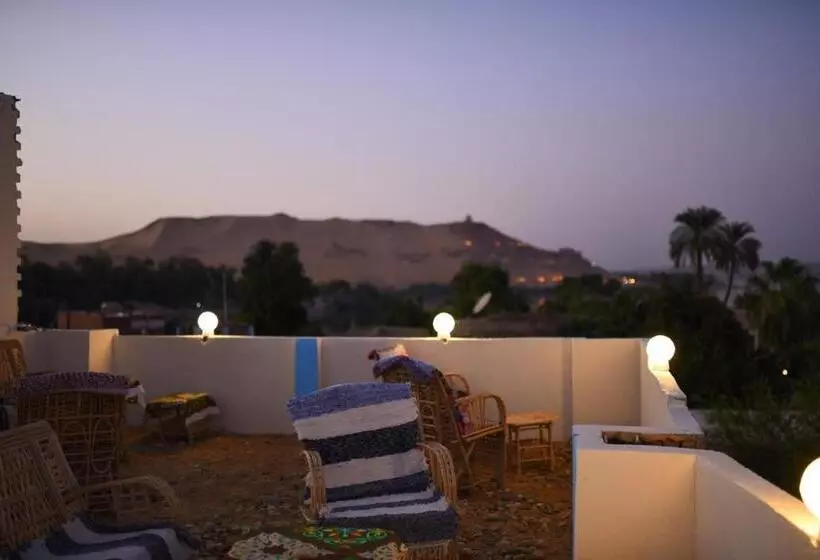 پانسیون Kosh Royal House