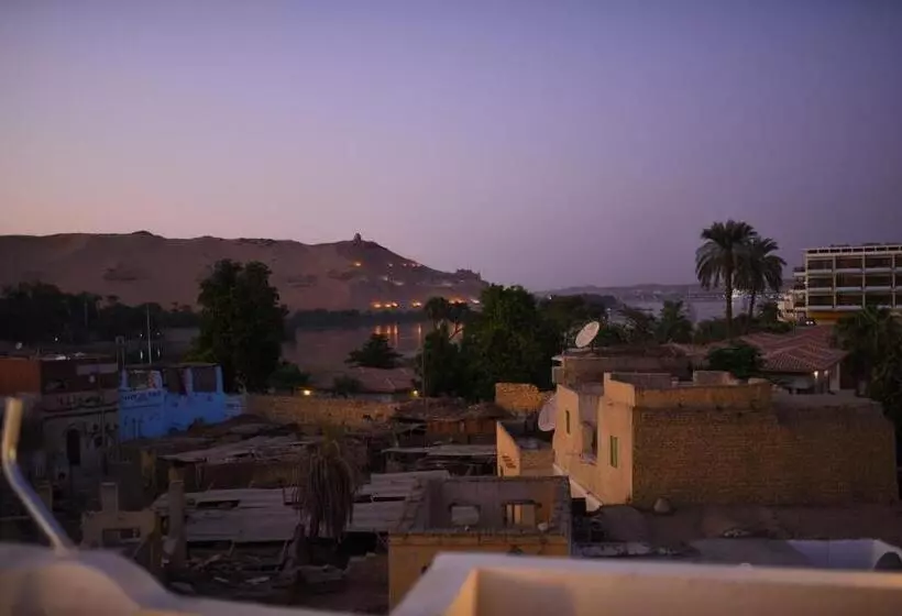 پانسیون Kosh Royal House