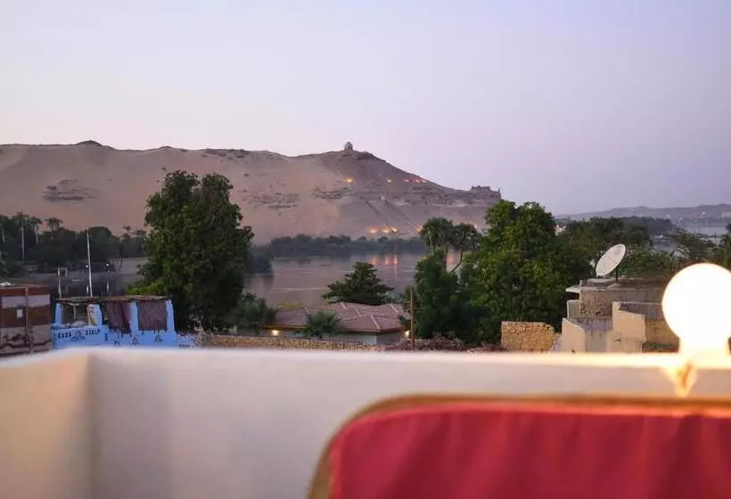 پانسیون Kosh Royal House