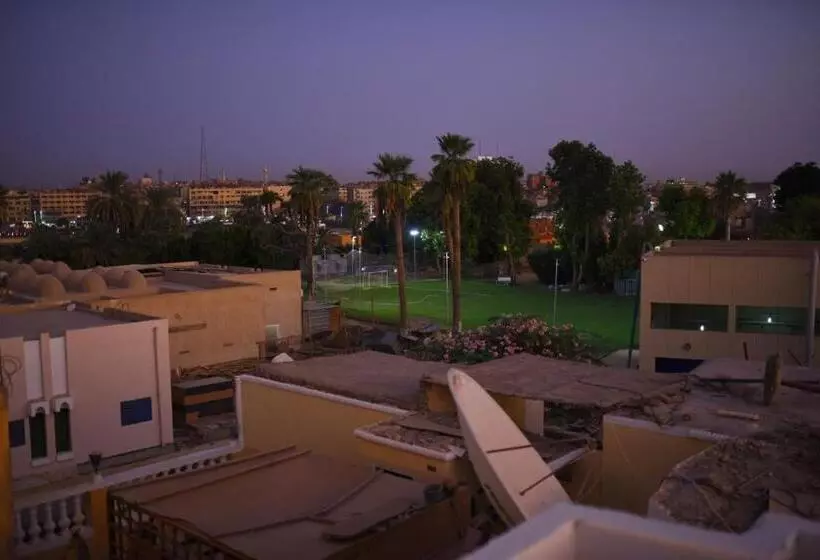 پانسیون Kosh Royal House