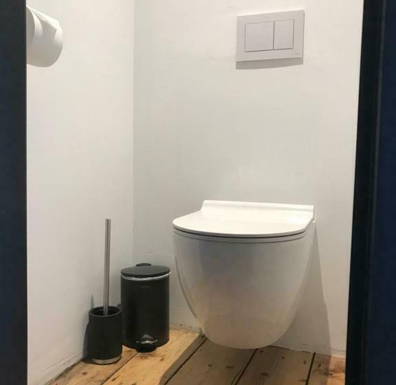 پانسیون Newstreet