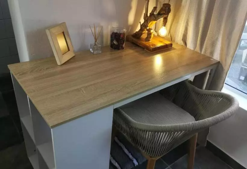 پانسیون The Beach Hide