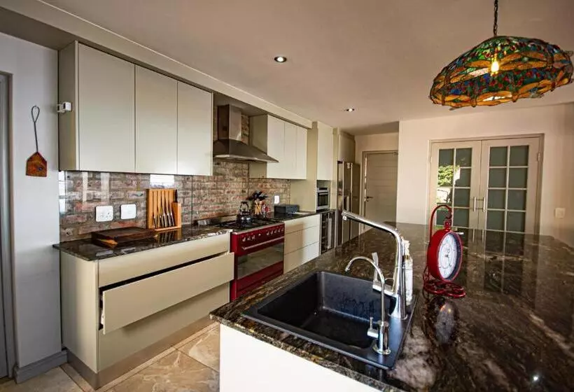 Majatalo Walter’s Place