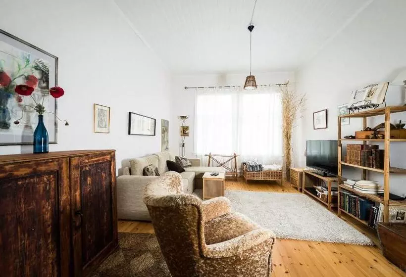 Retkeilymaja Ainabnb   Residence Kappsäcken