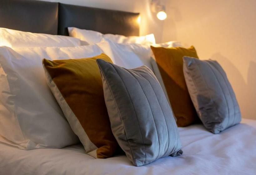 Общежитие Fino Rooms