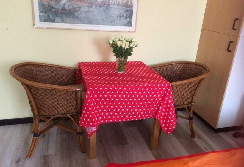 ベッドアンドブレックファースト Achter Het Anker