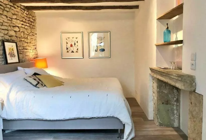 Aamiaismajoitus (B&B) La Cour Des Délices