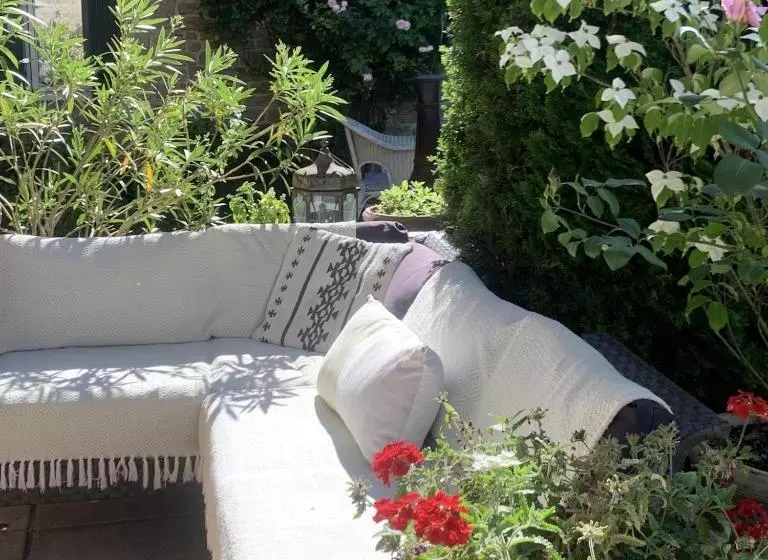 Aamiaismajoitus (B&B) La Cour Des Délices