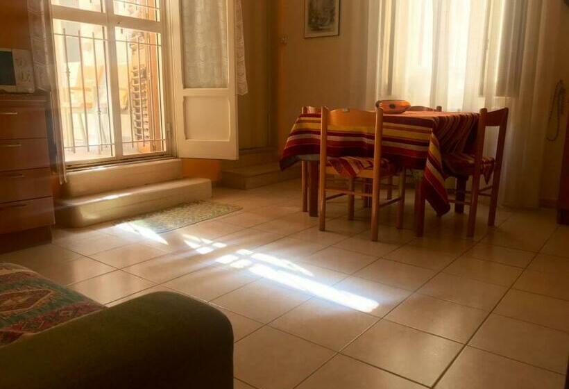 تختخواب و صبحانه La Dimora Di Ermes