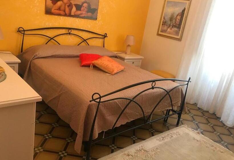 تختخواب و صبحانه La Dimora Di Ermes