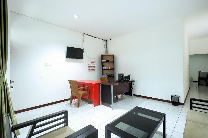 Отель Oyo 1582 Bungo Guest House