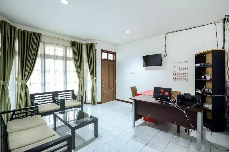 Hotelli Oyo 1582 Bungo Guest House