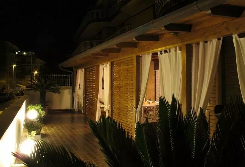 ペンション A Casa Di Andrea E Lucia