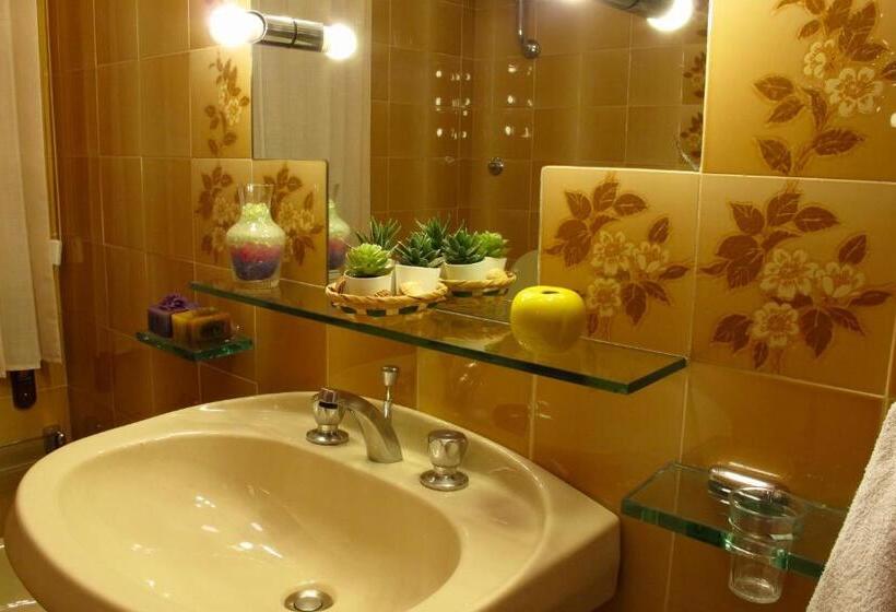 פנסיון A Casa Di Andrea E Lucia