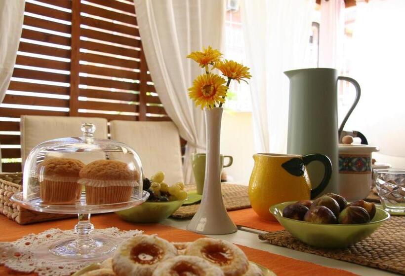 פנסיון A Casa Di Andrea E Lucia