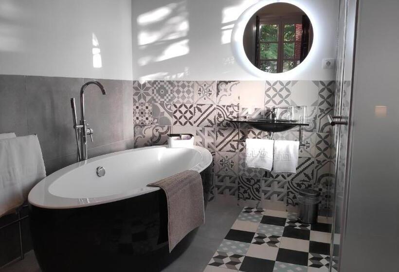 پانسیون Casa Jardín El Colmenar