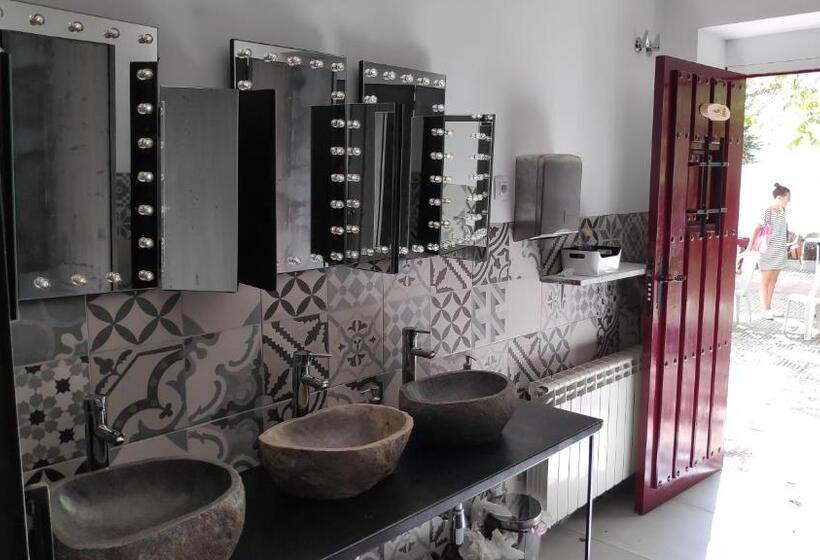 پانسیون Casa Jardín El Colmenar