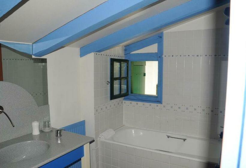 Пансион Domaine Xixtaberri