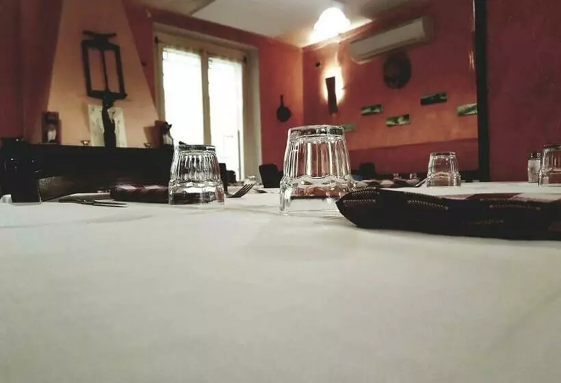 ペンション Locanda Trattoria Gatto Gambarone