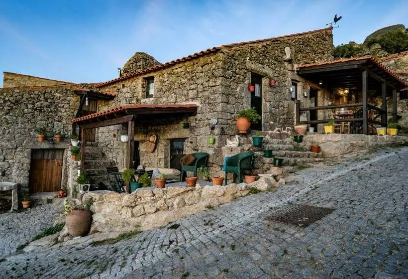 Majatalo Old House