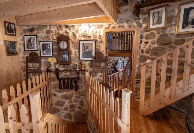 پانسیون Old House