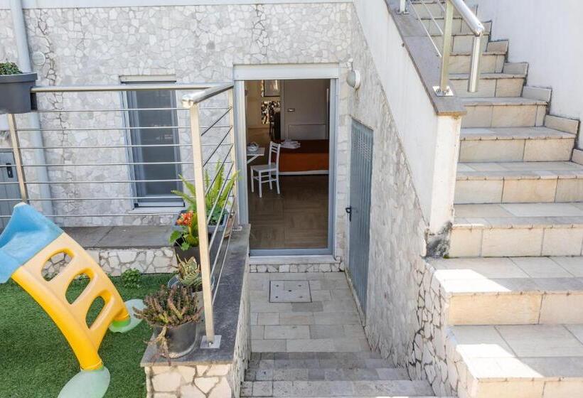 پانسیون Oristano Camera Arancio Max 3pers,bagno,uso Cucina