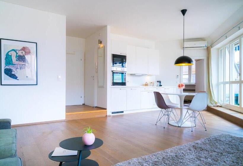 Vienna Residence, City Park Belvedere