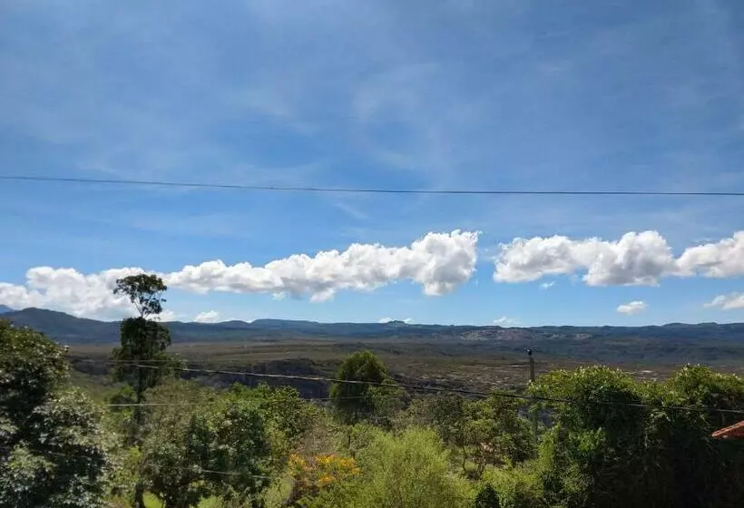 Retkeilymaja Sobrado Flor De Maio