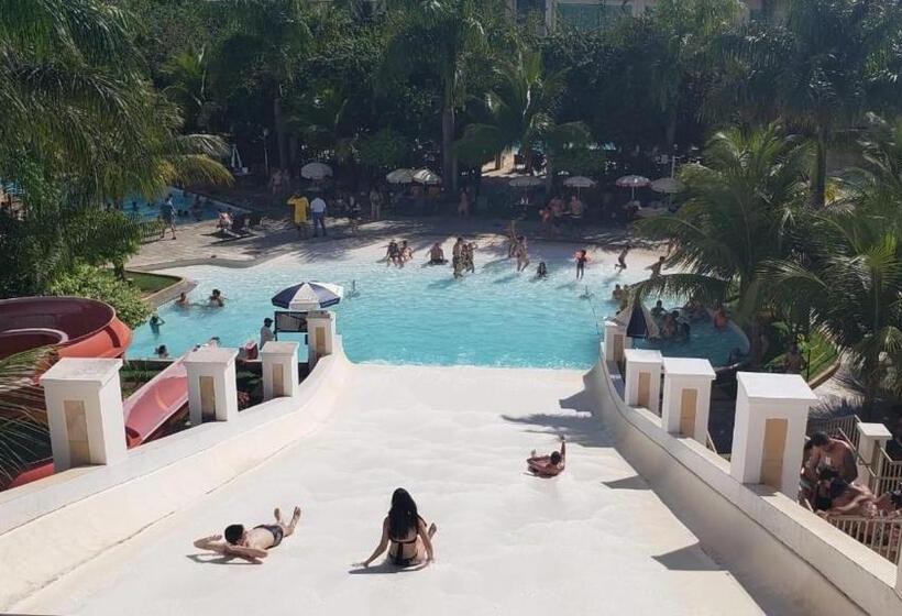 Apart Hotel Lacqua Di Roma Caldas Novas