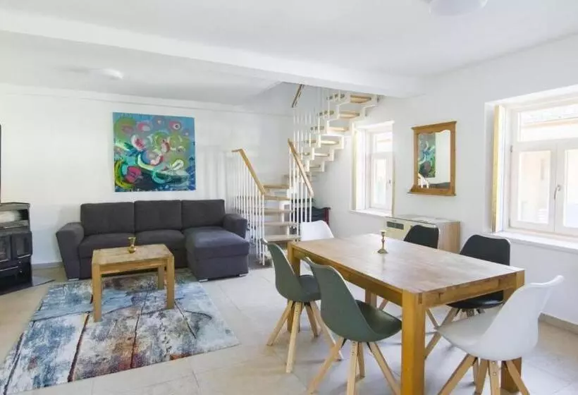 Aamiaismajoitus (B&B) Natúra Panzió&apartmanház