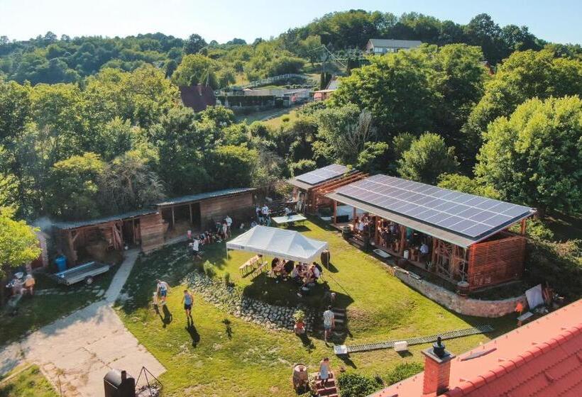 住宿加早餐 Natúra Panzió&apartmanház